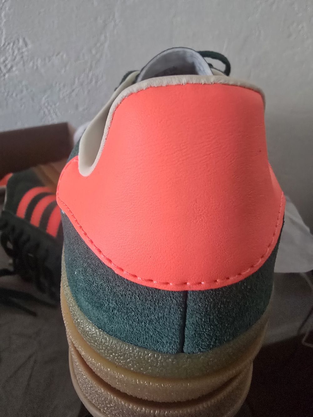 adidas Gazelle Platform Women’s Sneakers Size 7.5— Forest Green with Neon Coral - Picture 6 of 6